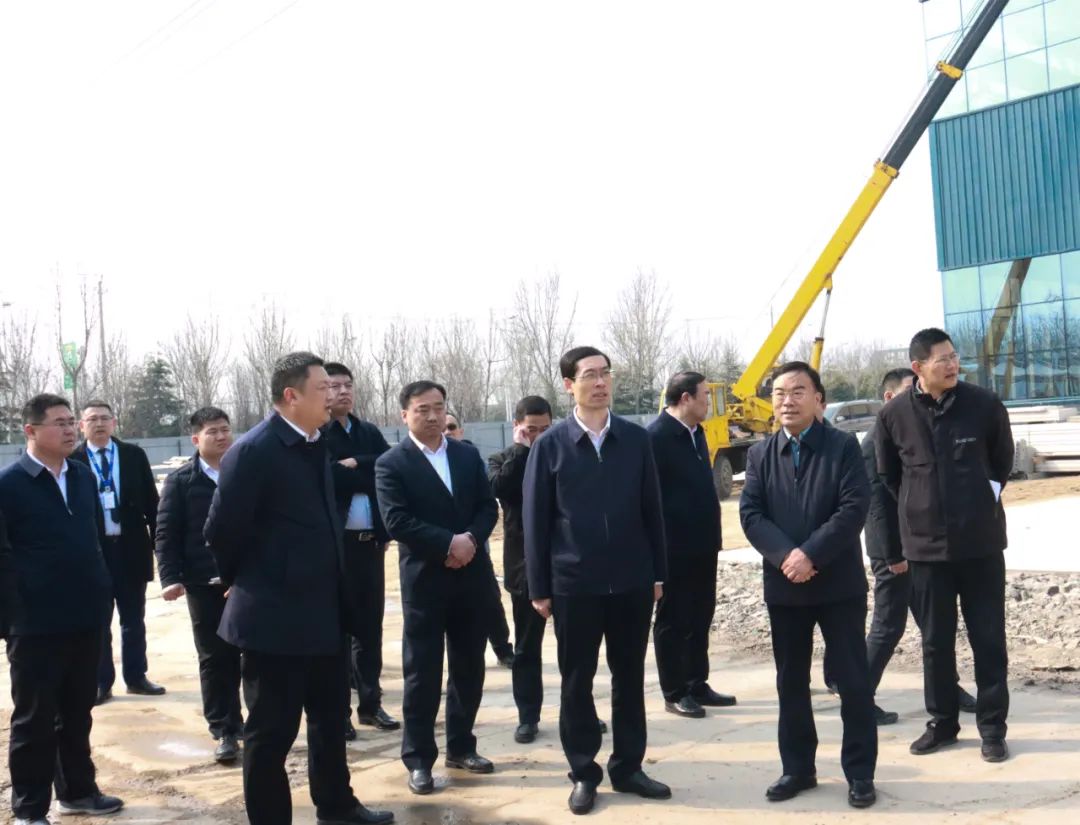 王營調(diào)研天意大宗固廢循環(huán)利用裝備研發(fā)生產(chǎn)項(xiàng)目